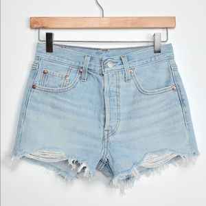 NWT 501 Levi High Rise Shorts